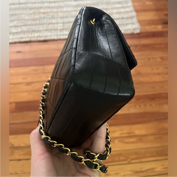 Chanel Single Flap Bag - Picture 8 of 13